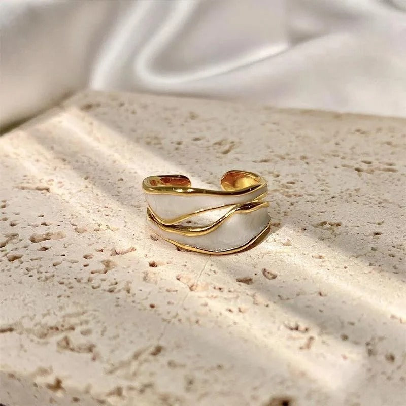 Eternal Wave Ring